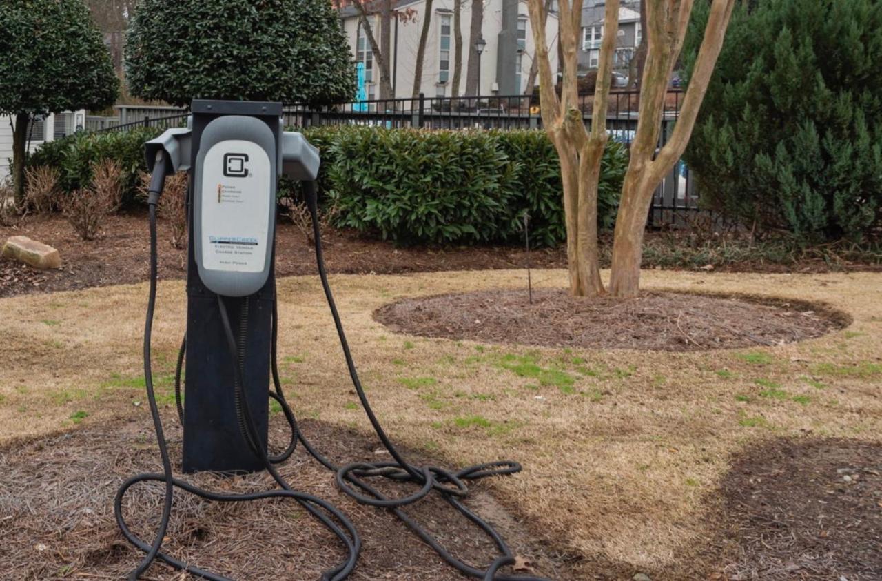 Truist Park Comfort Stays Atlanta Eksteriør billede