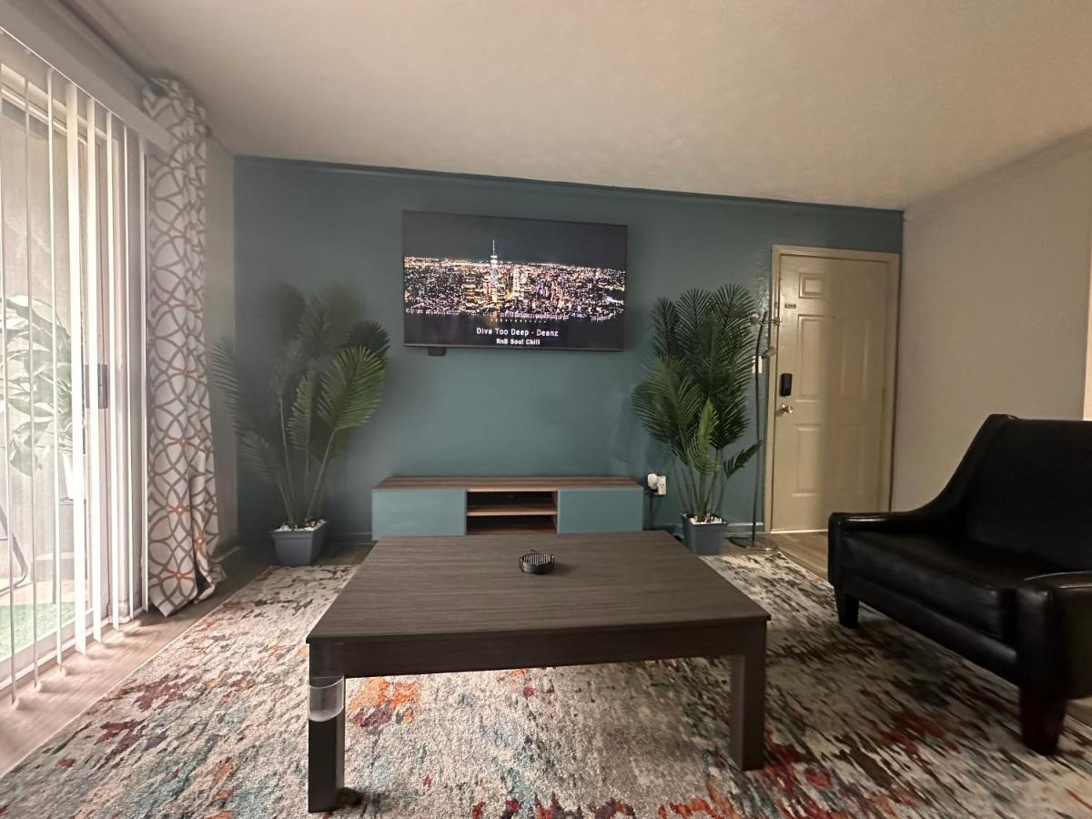 Truist Park Comfort Stays Atlanta Eksteriør billede